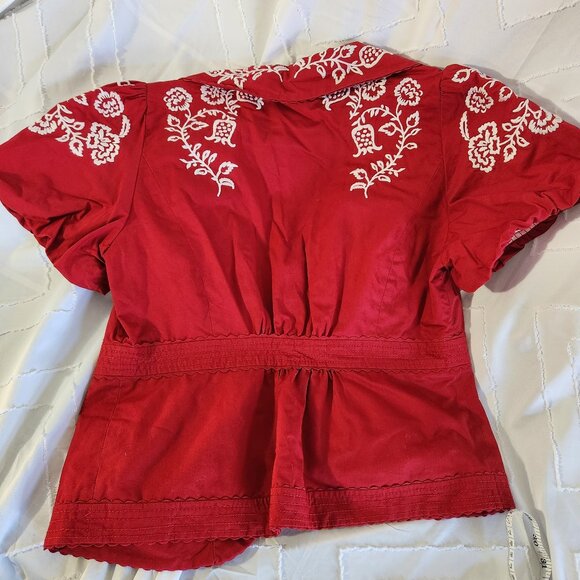 Anthropologie Elevenses Size 6 Red Embroidered Short Sleeve Shirtwaist - Picture 7 of 9